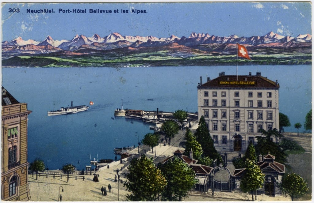L’hôtel Bellevue au temps où l’on y accédait par un majestueux portail ouvrant sur un jardin. Ils ont disparu en 1911 au profit d’un cinéma.