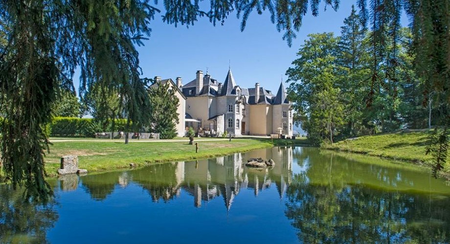 Le château est bordé par un parc de 12 hectares