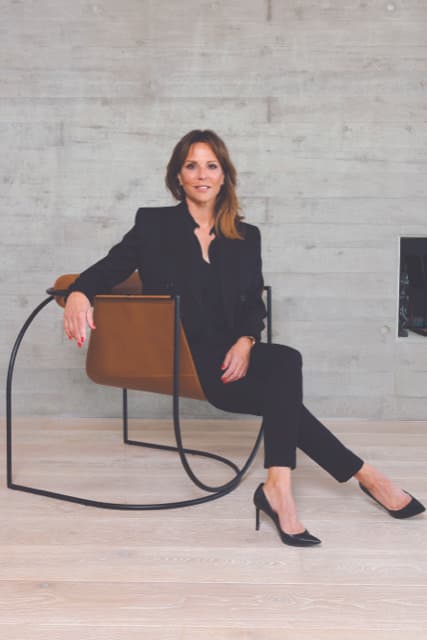 Coraline Fringhian s’est occupée de tout l’aménagement intérieur de la banque REYL. Coraline Fringhian s’est occupée de tout l’aménagement intérieur de la banque REYL.