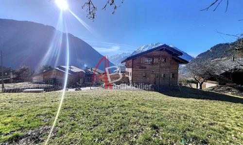 Chalet de luxe à louer à l’année – 6 pièces – 232 m² – Val de Bagnes (Cries).