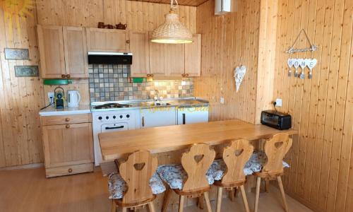 À louer à la saison : Agréable appartement 2.5 pièces en plein coeur de Crans ! — photo 4