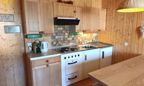 À louer à la saison : Agréable appartement 2.5 pièces en plein coeur de Crans ! — photo 5