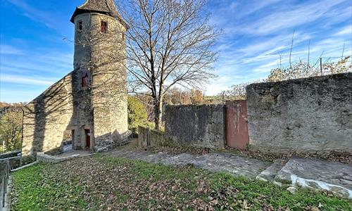 Immeuble de 3 niveaux plus combles avec de très beaux jardins. — photo 2
