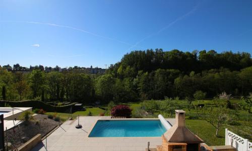 Belle villa jumelle avec piscine