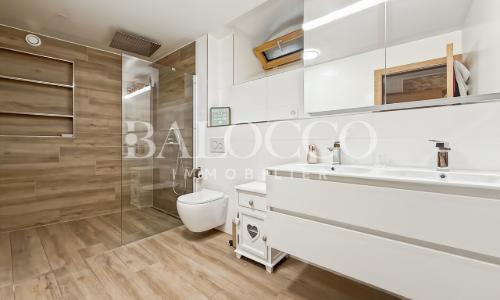 Comme une maison villageoise au centre du village — photo 5