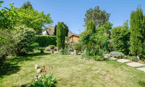 En exclusivité ! Agréable duplex avec terrasses et jardin privatif