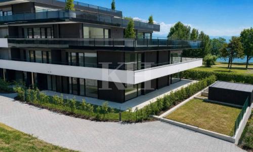 Appartement de 5,5 pièces neuf avec magnifiques finitions en rez de jardin !