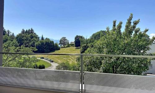 Lumineux 3.5 pièces de 77.5  m2 + grand balcon 17.5 m2 — photo 2