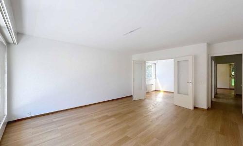 4.5 p de 91 m2 à rénover - 2 balcons  + 1 Garage box — photo 4