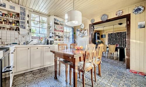 Magnifique corps de ferme  au coeur du village de Bernex