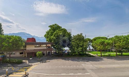 POUR INVESTISSEUR : AU COEUR DE MONTREUX AVEC VUE ! — photo 5
