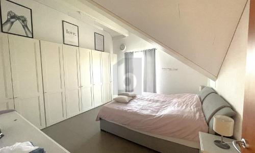 SPACIEUX, MODERNE ET GRAND JARDIN AVEC 3 TERRASSES — photo 4
