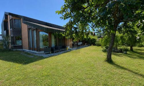 SEESICHT MIT GARTEN-IDYLLE AN TOP LAGE