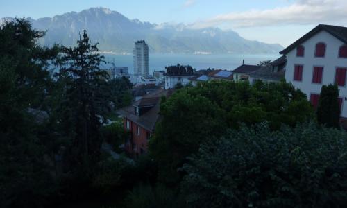 Grand appartement avec cachet, vue sur le lac et p.p. ext. disponible