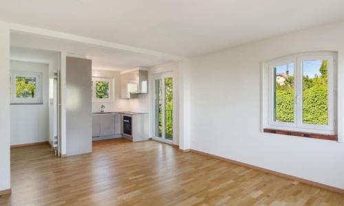 Corcelles, bel appartement de 3.5 pièces avec balcon et place de parc