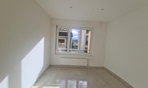 Magnifique appartement de 4 pièces entièrement rénové, idéalement situé — photo 4