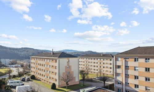 Appartement traversant avec vue sur les montagnes — photo 2