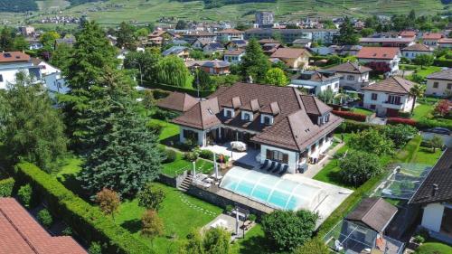 Propriété de Maître de 9 pièces avec piscine — photo 2