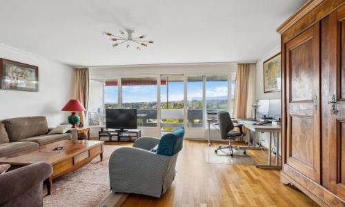 Spacieux appartement de 5.5 pièces avec vue magnifique sur la ville et — photo 4