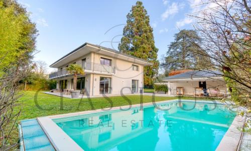 Villa contemporaine de prestige avec piscine