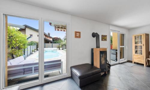A 2 minutes de Payerne, villa d'architecte de 7.5 pièces avec piscine chauffée et jacuzzi — photo 3