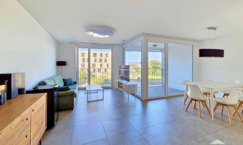 Appartement de 3,5 pièces à 50 mètres du Léman et à 5 minutes du centre-ville