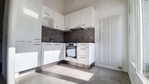 Très joli 2.5 pces en attique au centre de Sion — photo 2