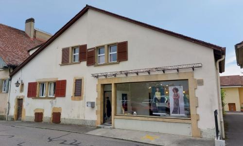 Charmante maison avec jardin, comprenant deux appartements ainsi qu'un salon de coiffure — photo 2