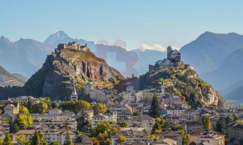 Maison familiale avec vue panoramique et exceptionnel potentiel de rén
