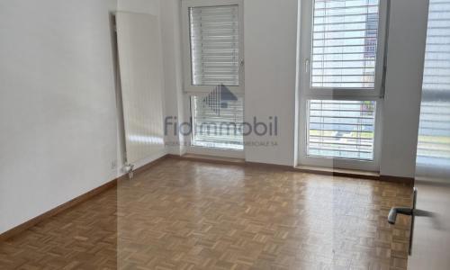 Appartement de 2.5 pièces au 2ème étage — photo 3