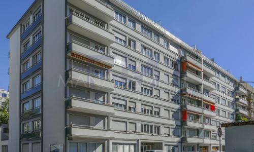 Avenue De-Luserna - 5 pièces d'env. 84 m² au 3ème étage