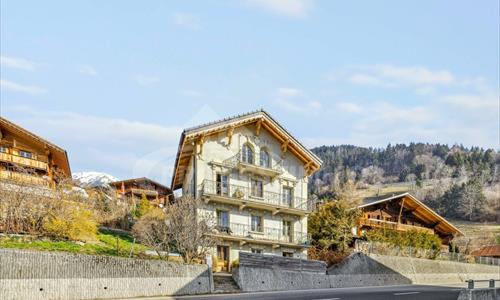 EXCEPTIONNEL - GRANDE MAISON A RENOVER