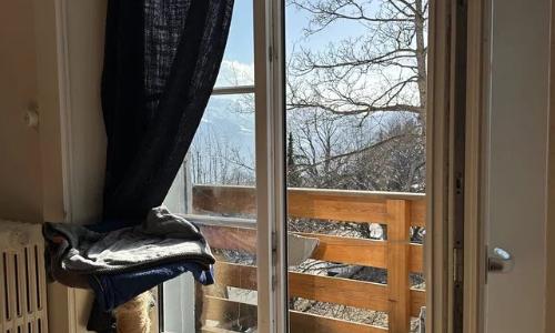 Charmant appartement de 2 pièces au 3ème étage — photo 2