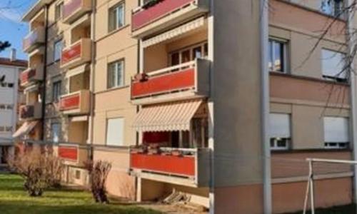 Appartement lumineux de 3 pièces au rez-de-chaussée