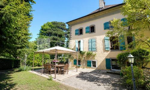 Appartement de prestige alliant histoire, charme, et nature — photo 5