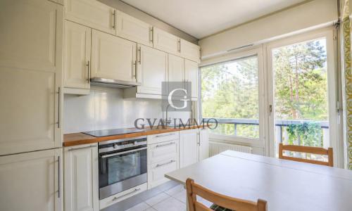 Élégant 2,5 pièces avec loggia et piscine à Chêne-Bougeries — photo 5