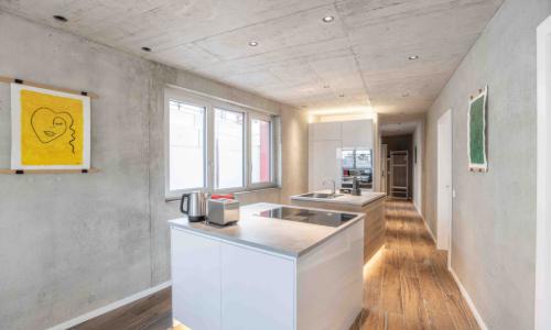 Appartement rooftop premium 2 chambres avec terrasse de 36 m² et vue sur les Alpes – Crissier, Lausanne — photo 4
