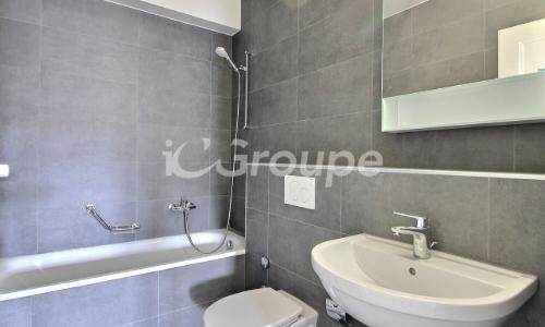 Bel appartement de 3.5 pièces rénové en location à Sion — photo 3