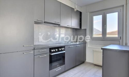 Bel appartement de 3.5 pièces rénové en location à Sion — photo 2