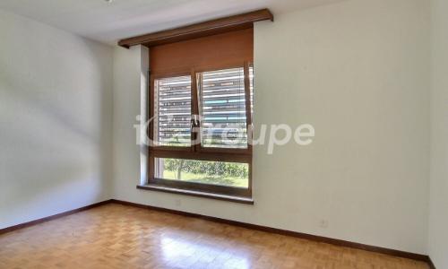 Appartement de 3.5 pièces au rez-de-chaussée dans un quartier calme. — photo 4