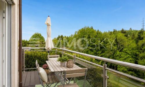 Lausanne : 4.5 pièces avec grand balcon et vue sur la forêt