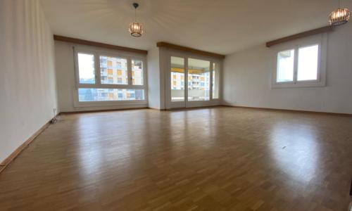 Exclusivité ? Appartement rénové de 4 chambres, 177 m² PPE, vue panoramique (Meyrin) — photo 3