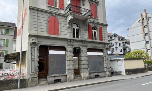 PROCHE DE TOUTES LES COMMODITES