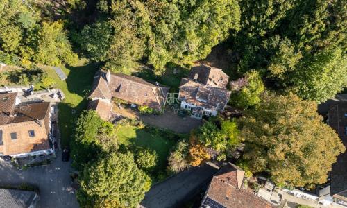 Essertines-sur-Rolle | Maison de charme et son annexe en zone village