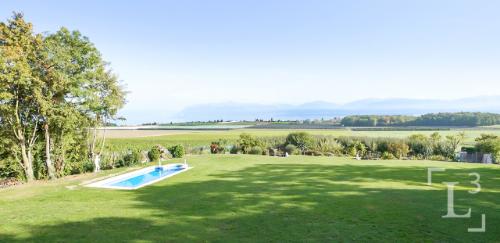 Propriété de caractère avec vaste jardin et vue sur le lac — photo 3