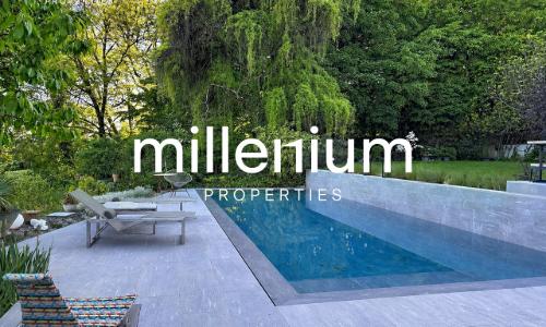 Propriété d'architecte avec vues panoramiques et potentiel équestre