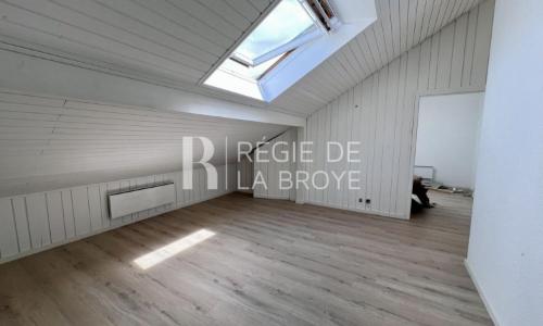 Appartement rénové de 2.5 pièces à Murist — photo 5