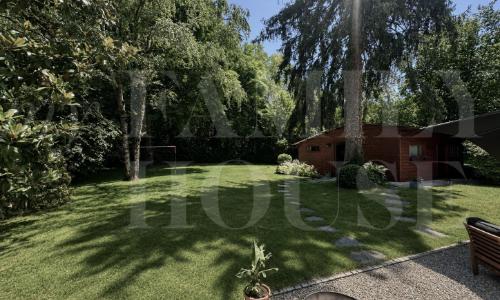 Spacieuse villa individuelle contemporaine