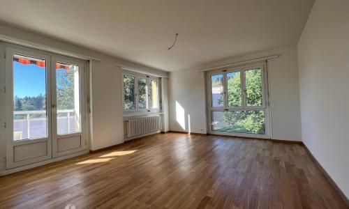 Beau 3 pièces avec balcon à la Chaux-de-Fonds. — photo 4
