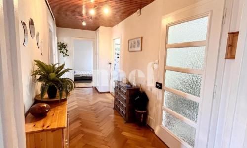 Grand appartement 4.5 pièces idéalement situé